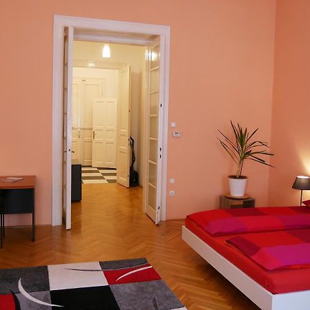 Caesar Apartman Budapest Ngoại thất bức ảnh