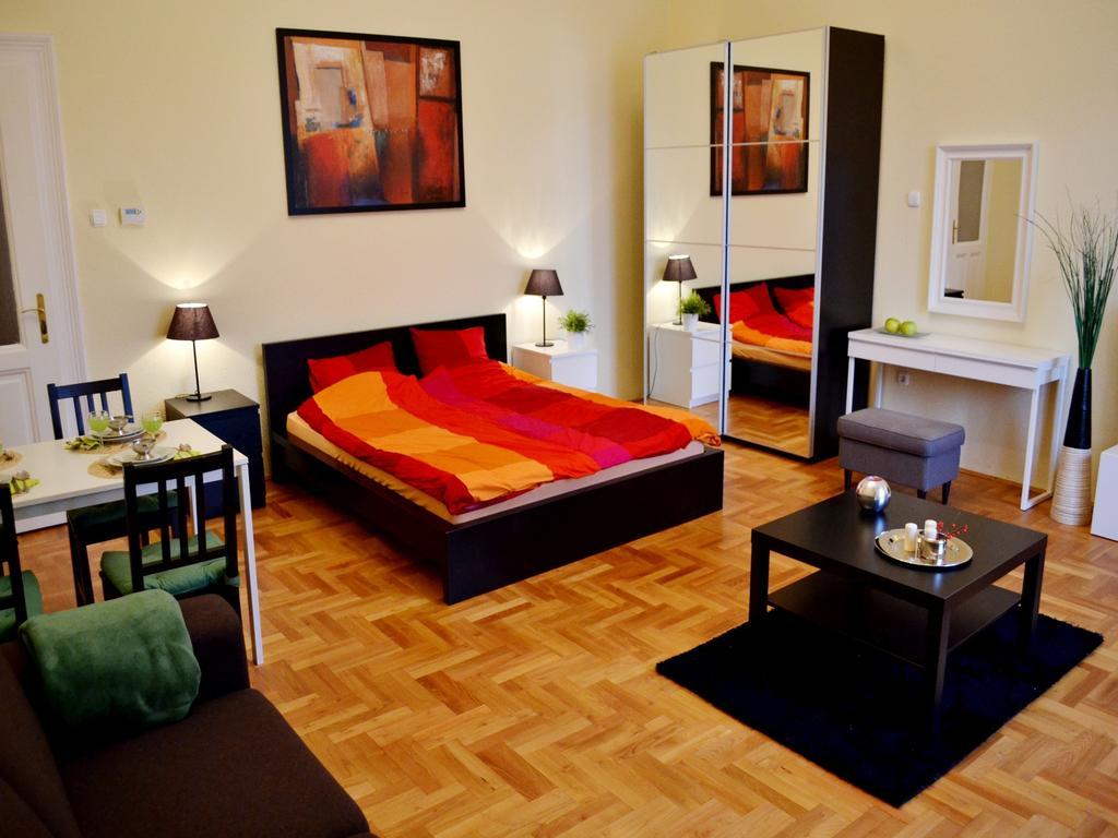 Caesar Apartman Budapest Phòng bức ảnh